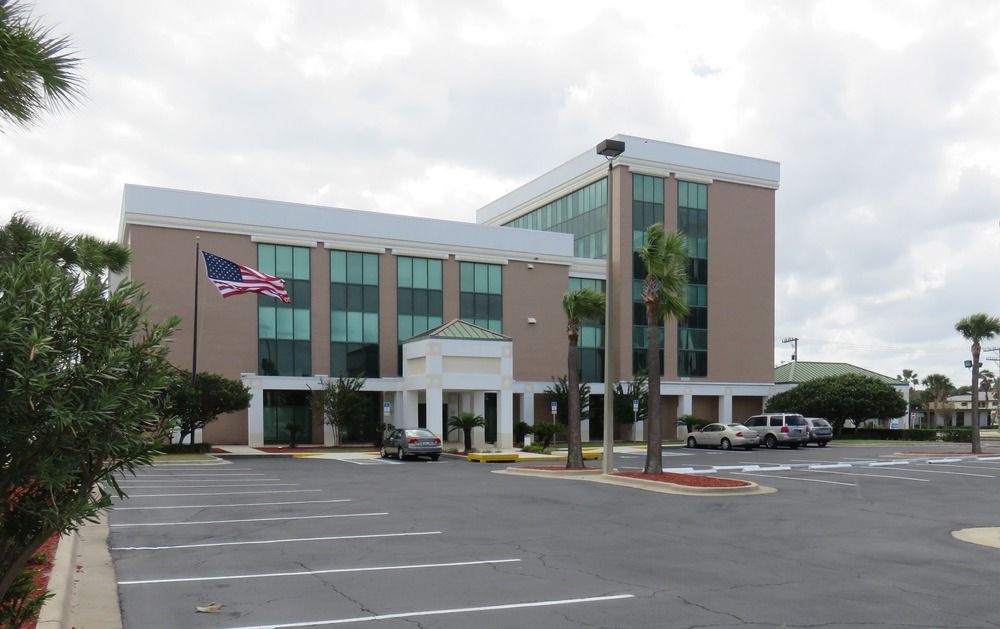 Beachside High Density Redevelopment Opportunity: 501 N. Grandview Avenue, Daytona Beach, FL 32118